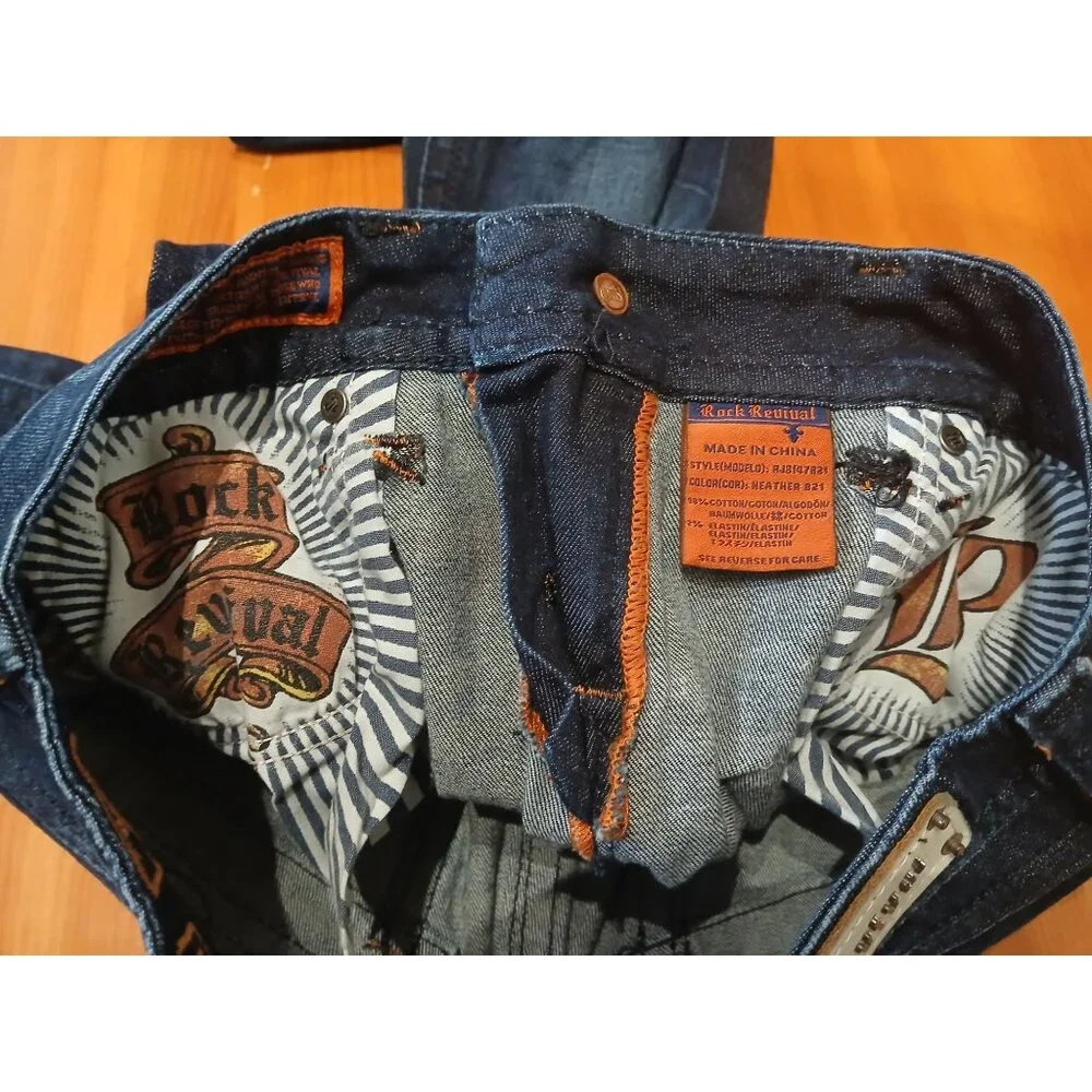 Rock Revival Jeans Dark Blue Wash Faded Distressed Heath Bootcut Size 30 - Picture 8 of 10